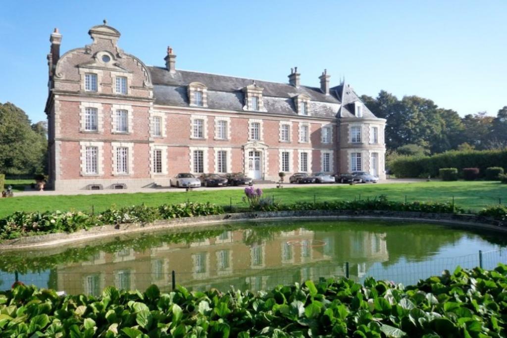 Château de Béhen Extérieur photo